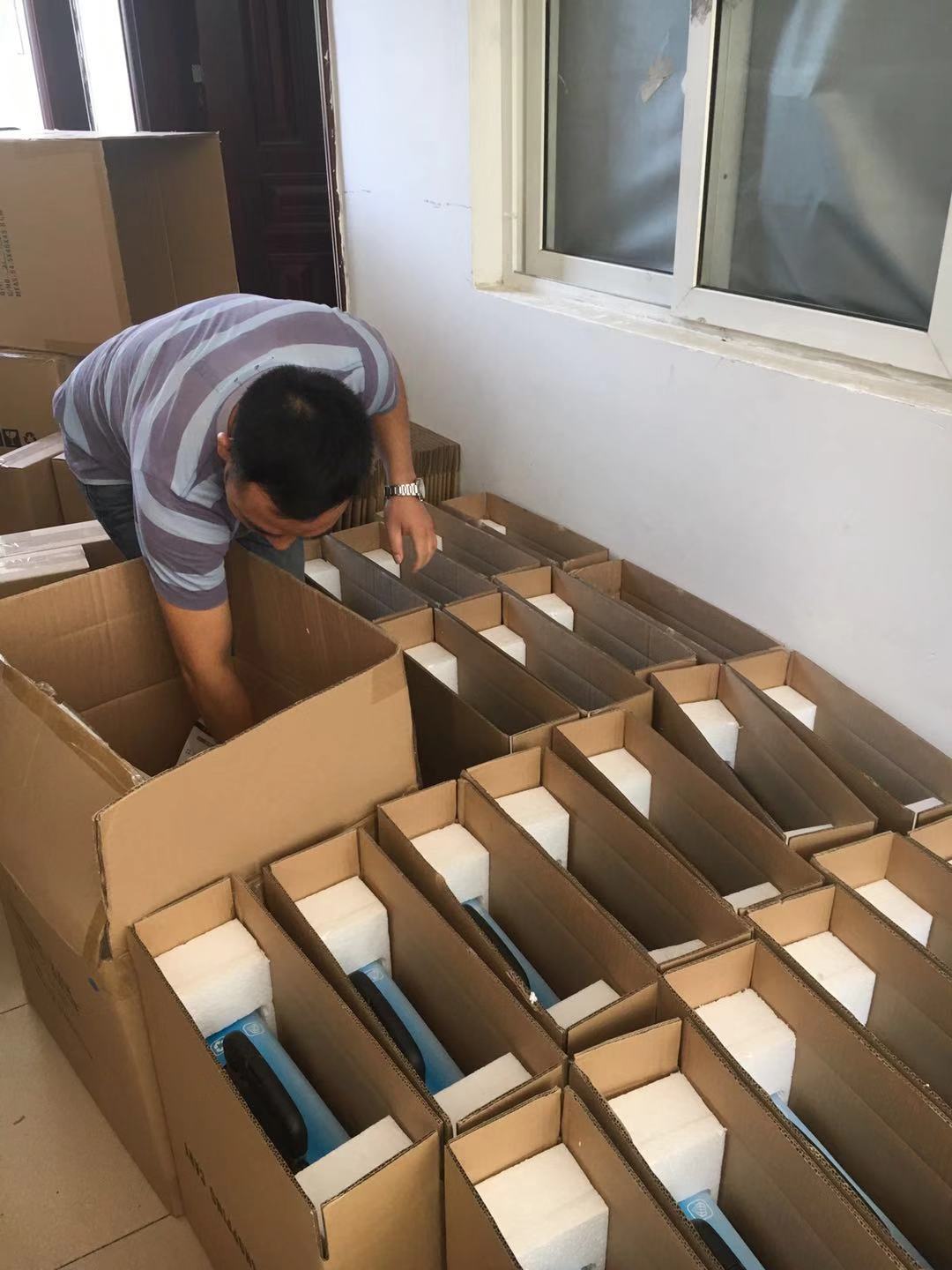Taiwan customers 5000PCS shopping cart shipment